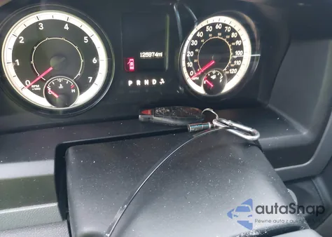 2018 Ram 1500 Express 4X4 6'4 Box from USA, damaged, VIN 1C6RR7FG8JS283741